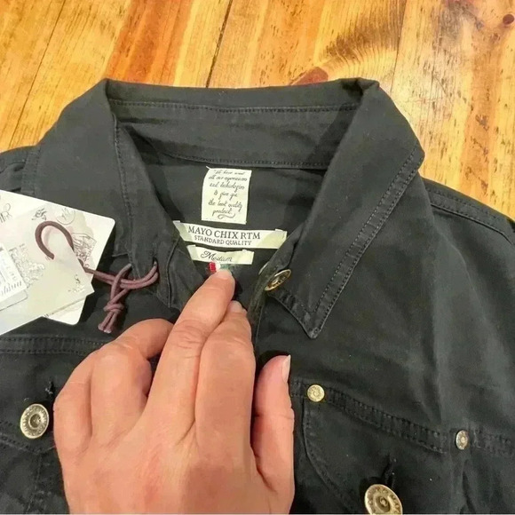 Mayo Chix Italian made, denim Jacket black, button front, fitted NWT - Picture 11 of 13